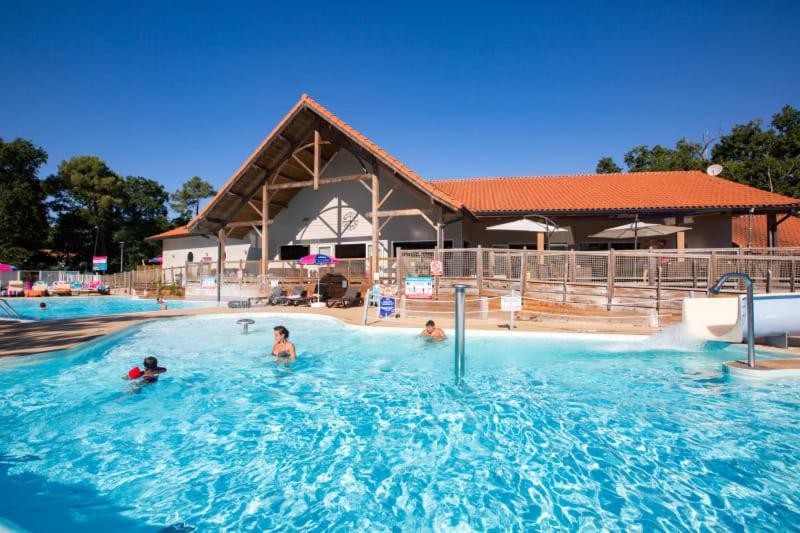 Camping Officiel Siblu Domaine De Soulac Exterior photo